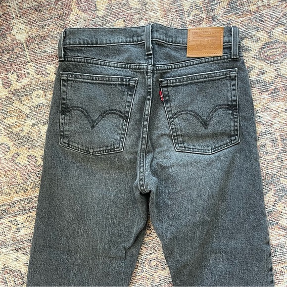 Levi’s Wedgie Straight Jean, 26 - Picture 3 of 6